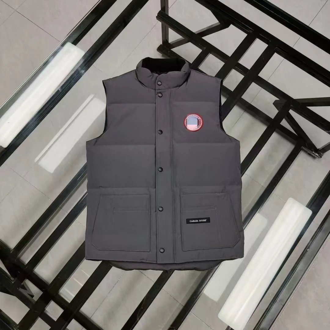 Canada Goose Vest photo 4