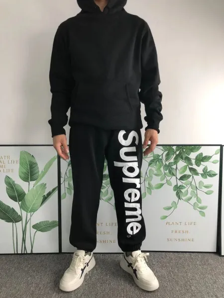 Supreme × Levi’s 501® Light Wash Jeans - 10