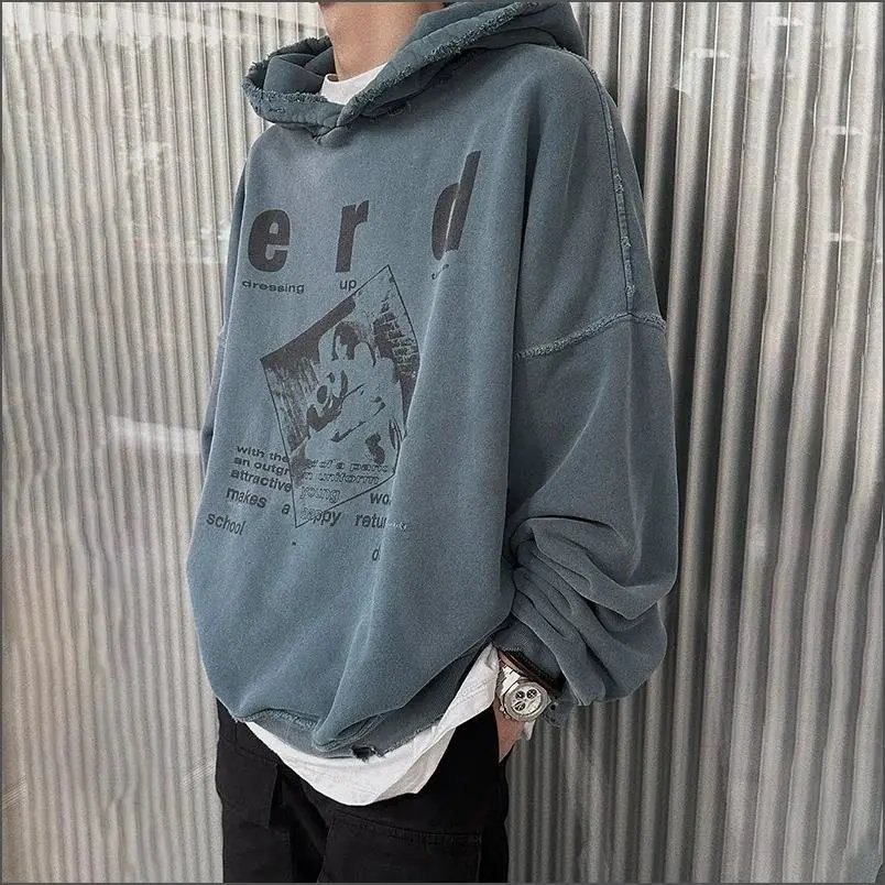 8736