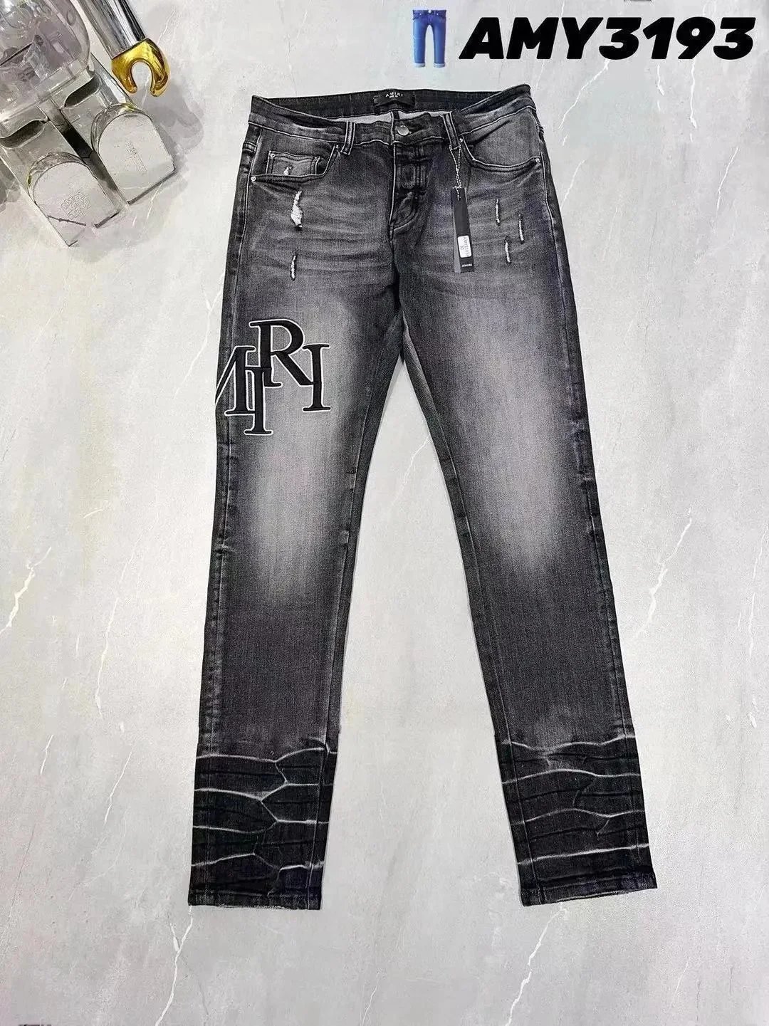 Distressed Ripped Skinny Jeans photo 4