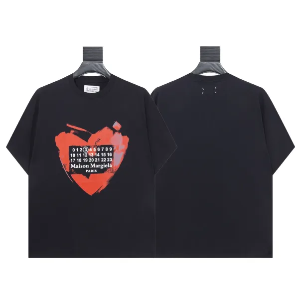 Maison Margiela Heart Print Oversized T-Shirt Black - 1