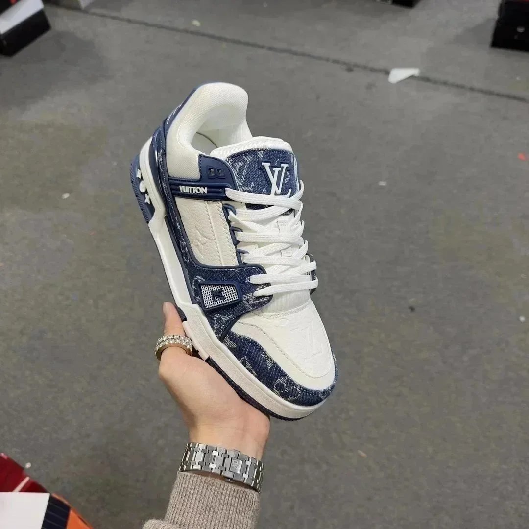 Casual Shoes Sneakers photo 2