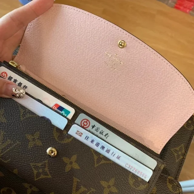 Louis Vuitton Wallets & Card Holders Monogram snap wallet with slots product detail image 6