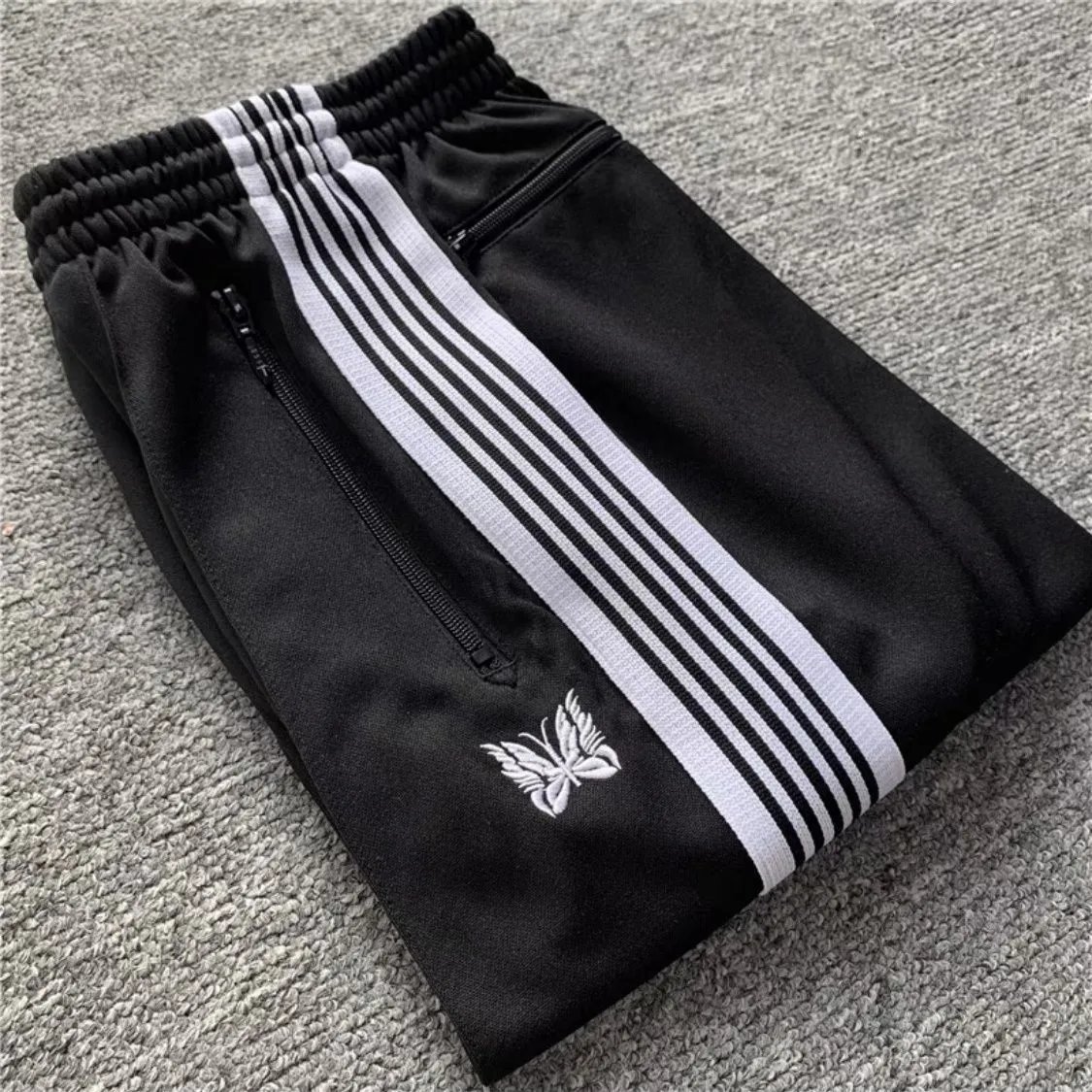 Loose Straight Pants photo 2