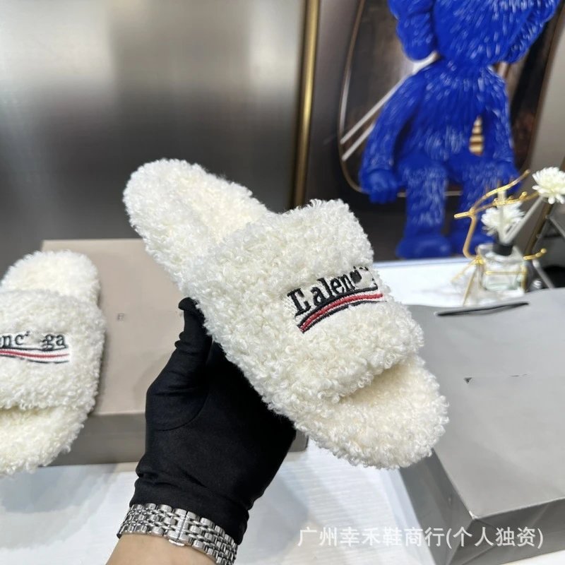 Lamb Wool Slippers photo 3