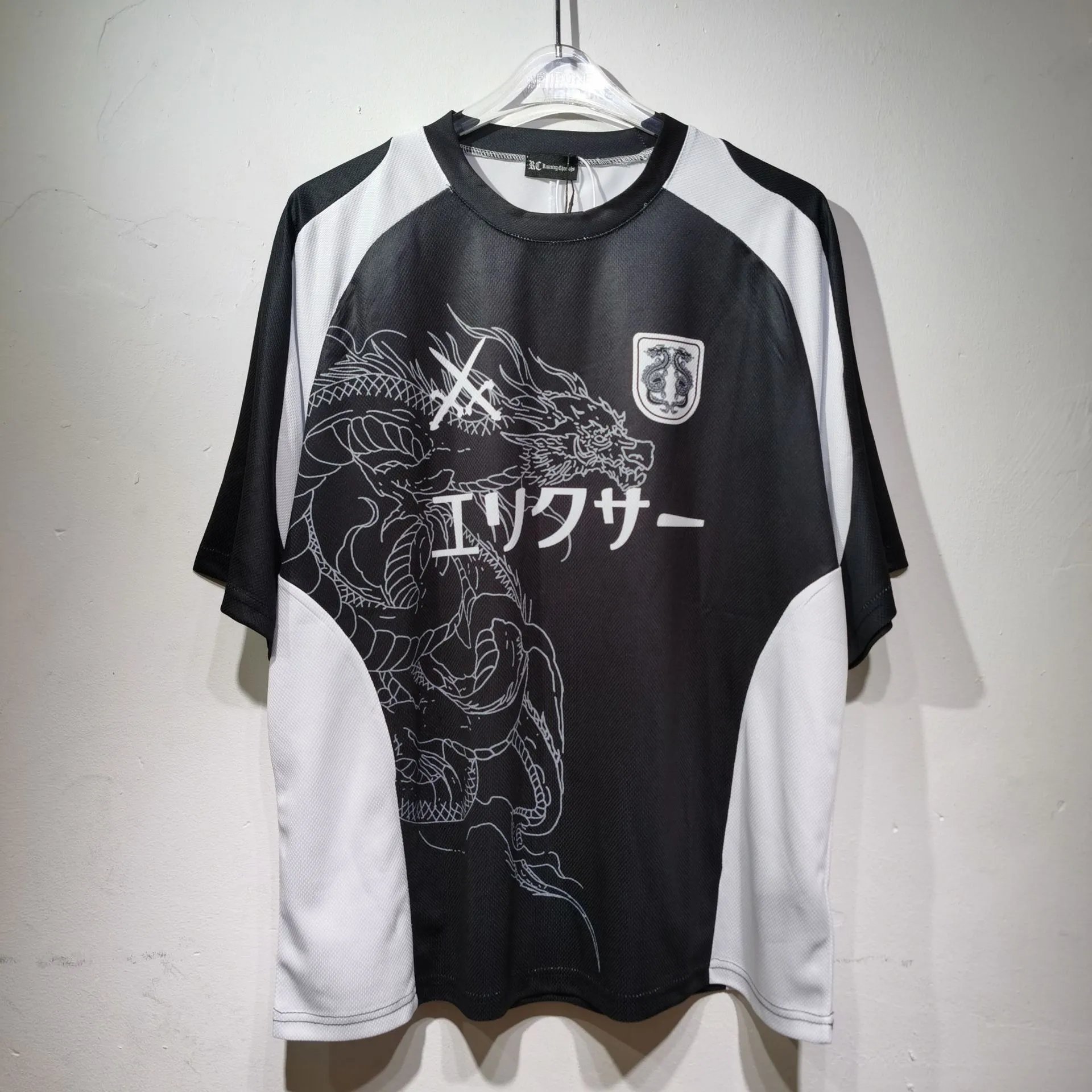 26SS American Hot-Fix Rhinestone Embroidered Logo Jersey V-Neck T-Shirt photo 6