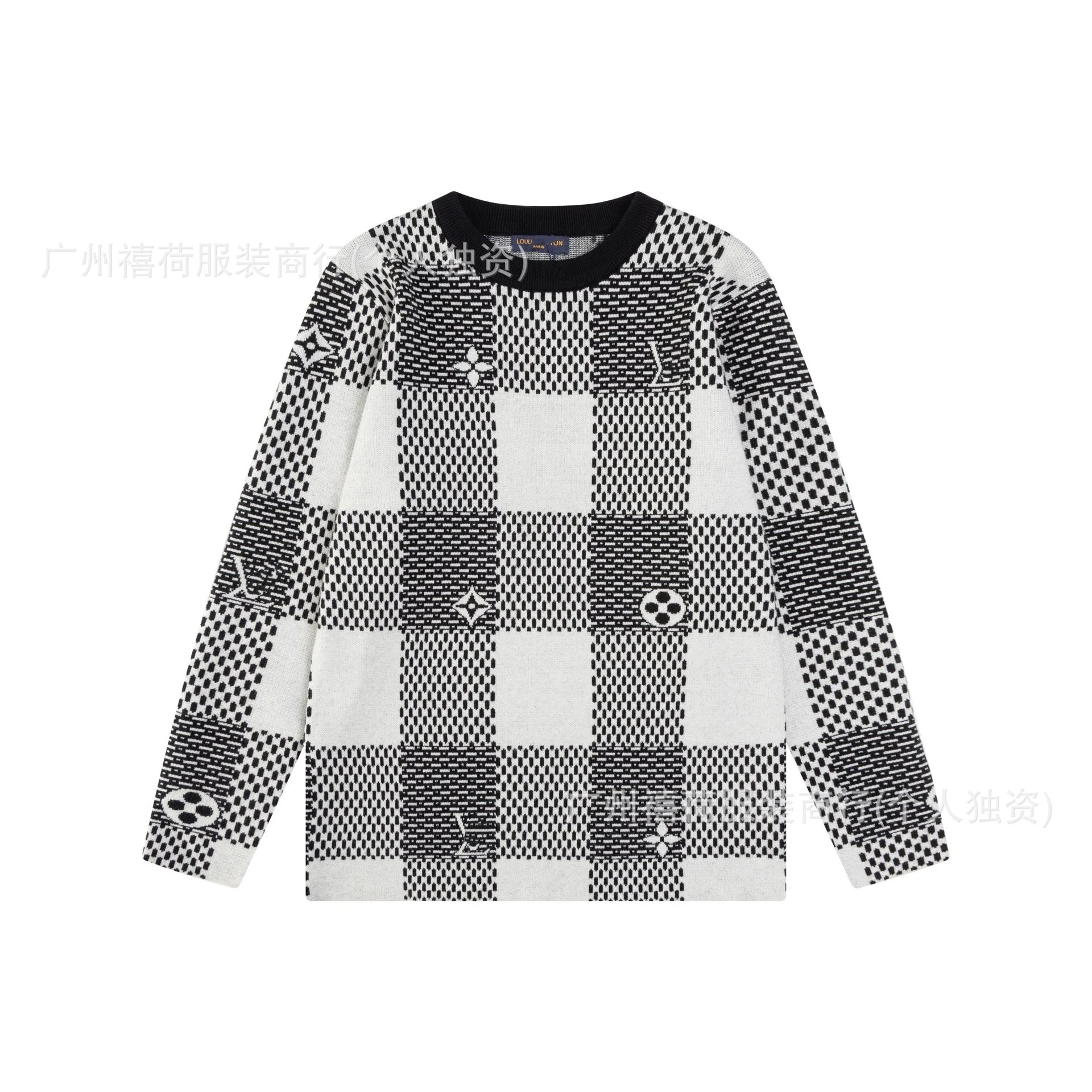 Checkerboard knit sweater photo 3