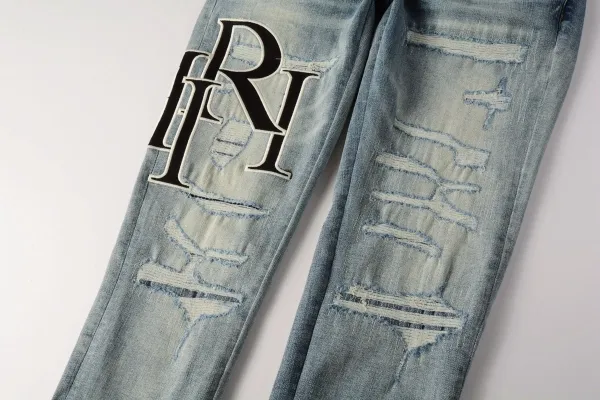 Amiri Distressed Logo Print Light Wash Skinny Jeans - 5