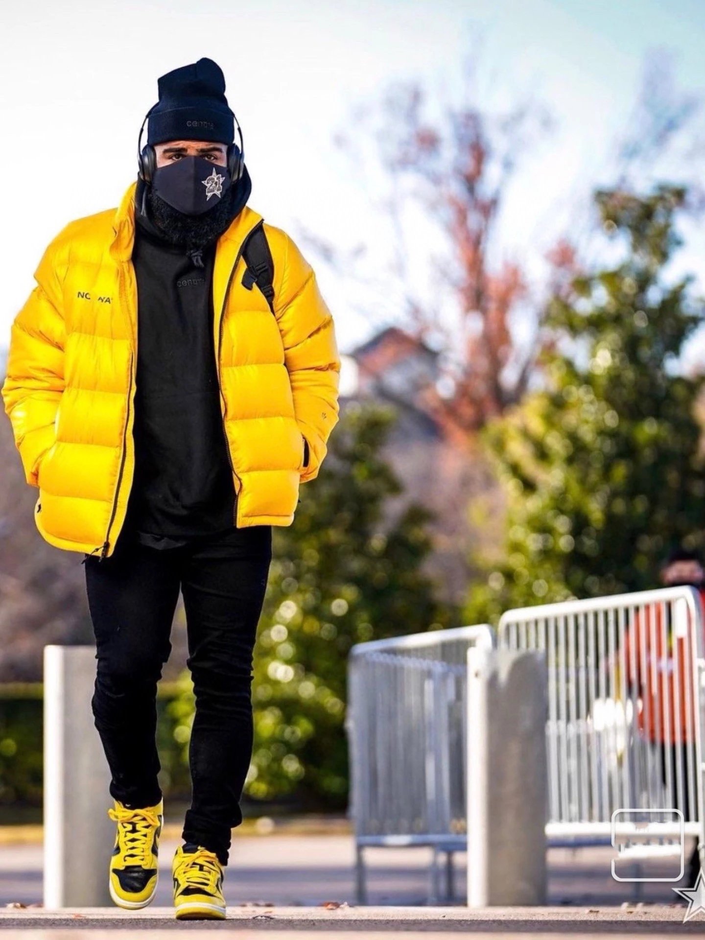Collaboration Stand Collar Down Jacket photo 8