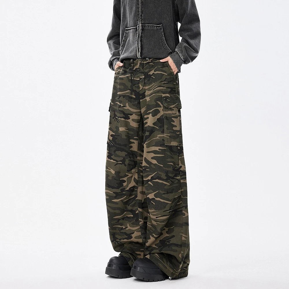 Camouflage Wide-Leg Pants