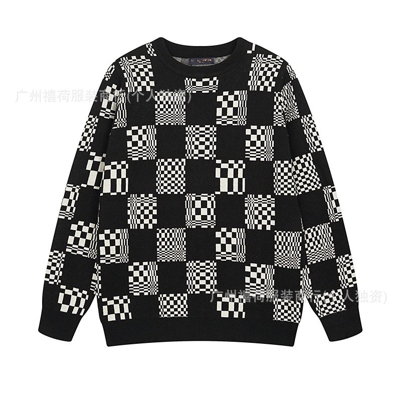 Checkerboard knit sweater photo 8