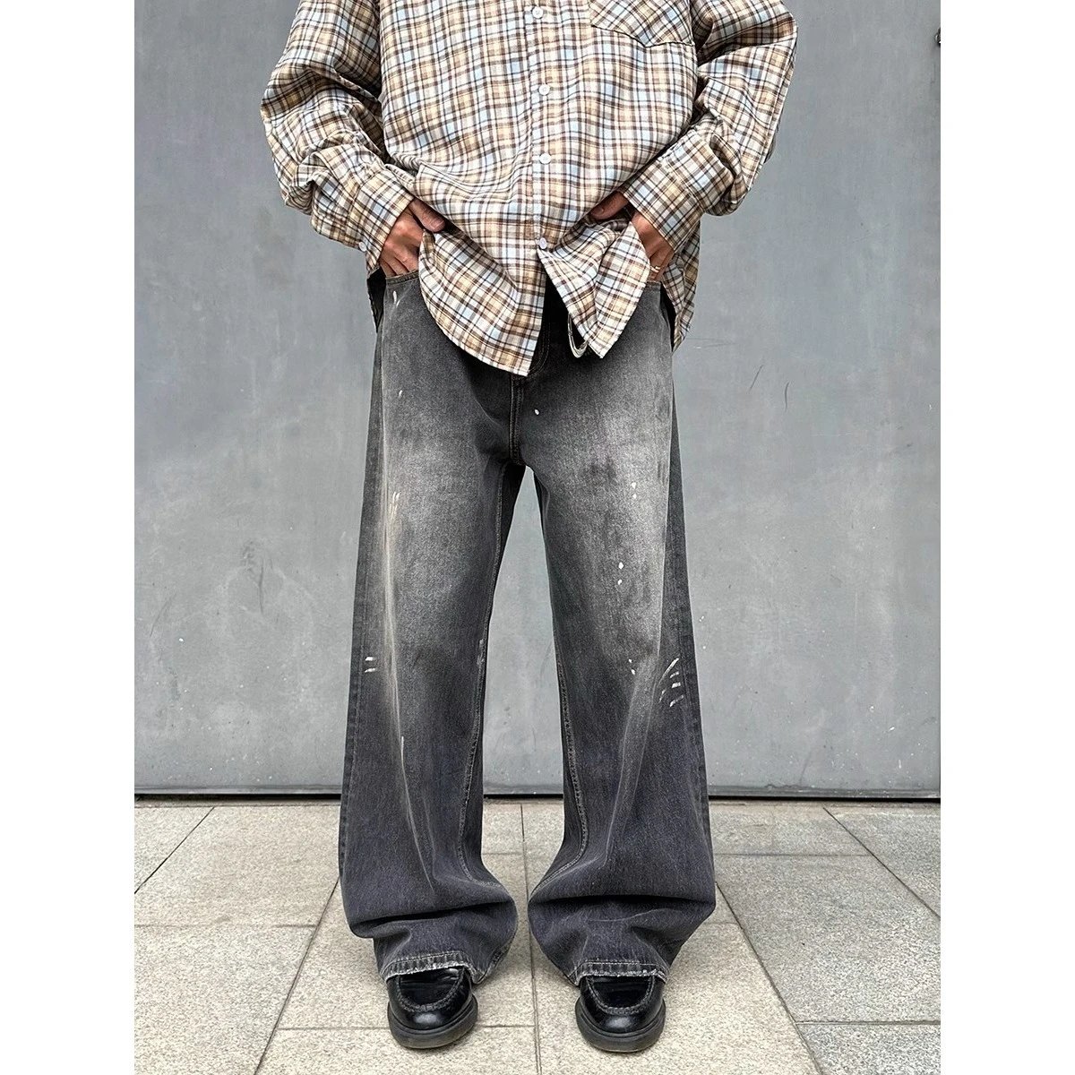 Splatter Vintage Straight Jeans photo 2
