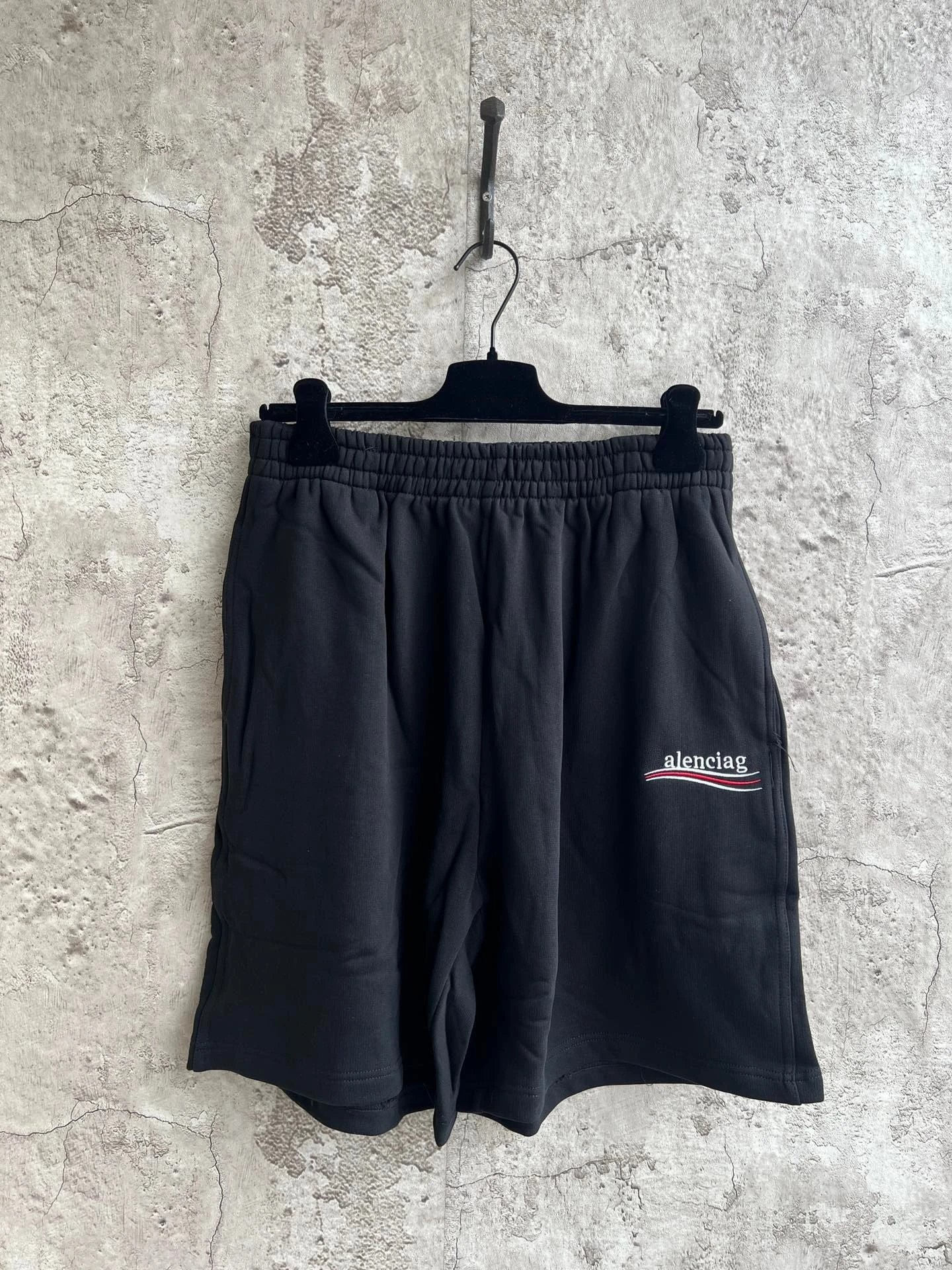 Cola Wave Embroidered Shorts Couple photo 2
