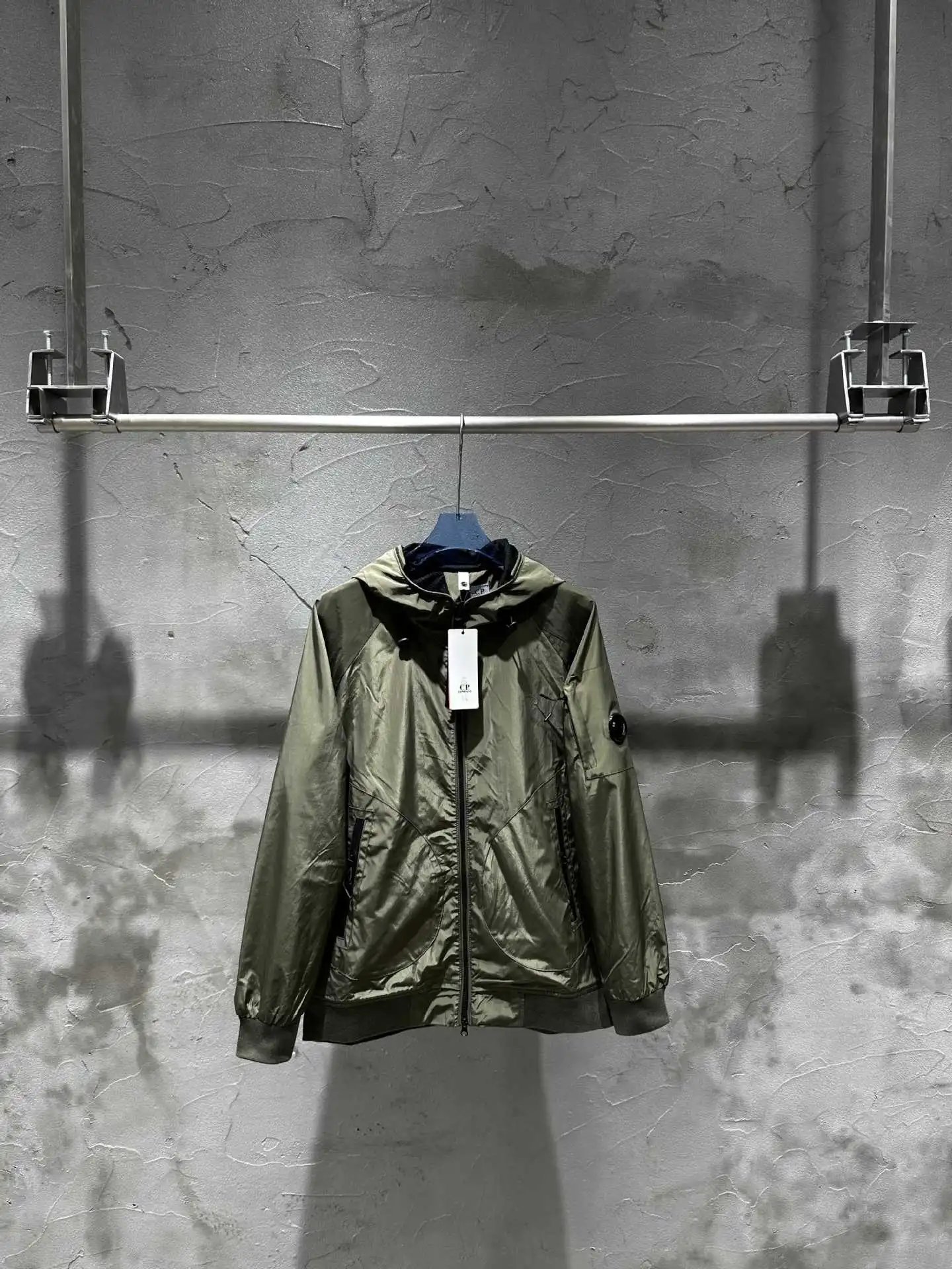 Hooded Wind-Resistant Cotton Jacket photo 7