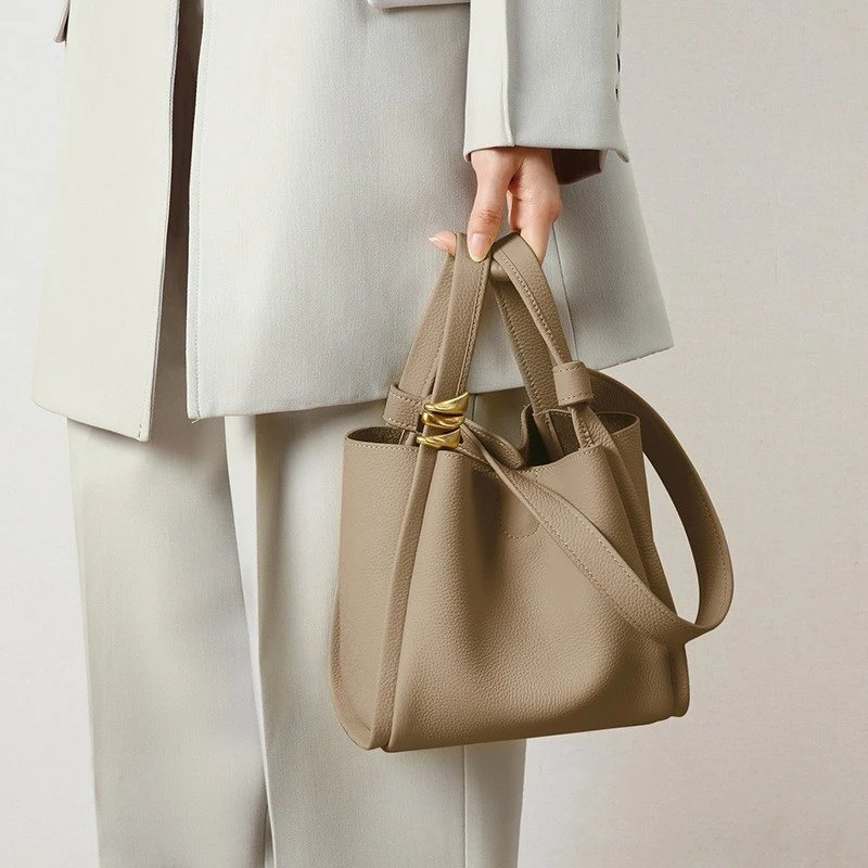 Designer Leather Bucket Shoulder Bag photo 2