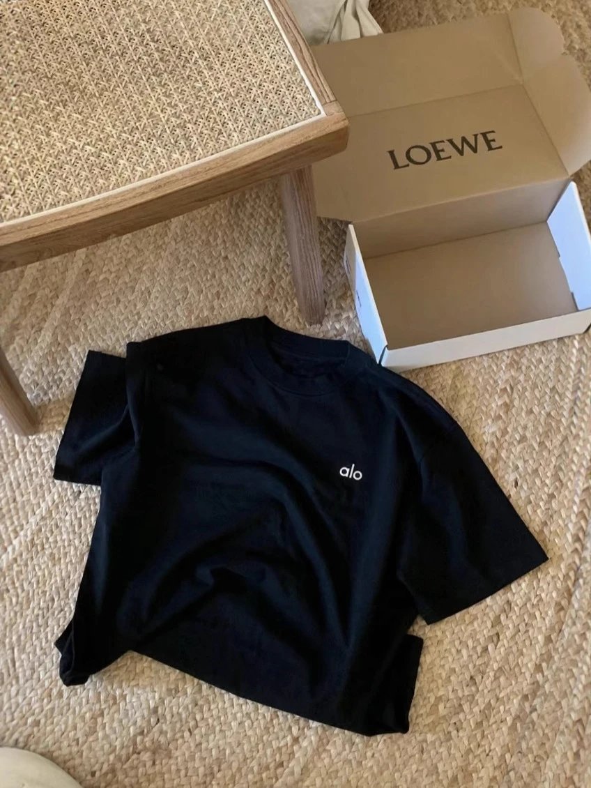 Minimalist Small Logo T-Shirt photo 2