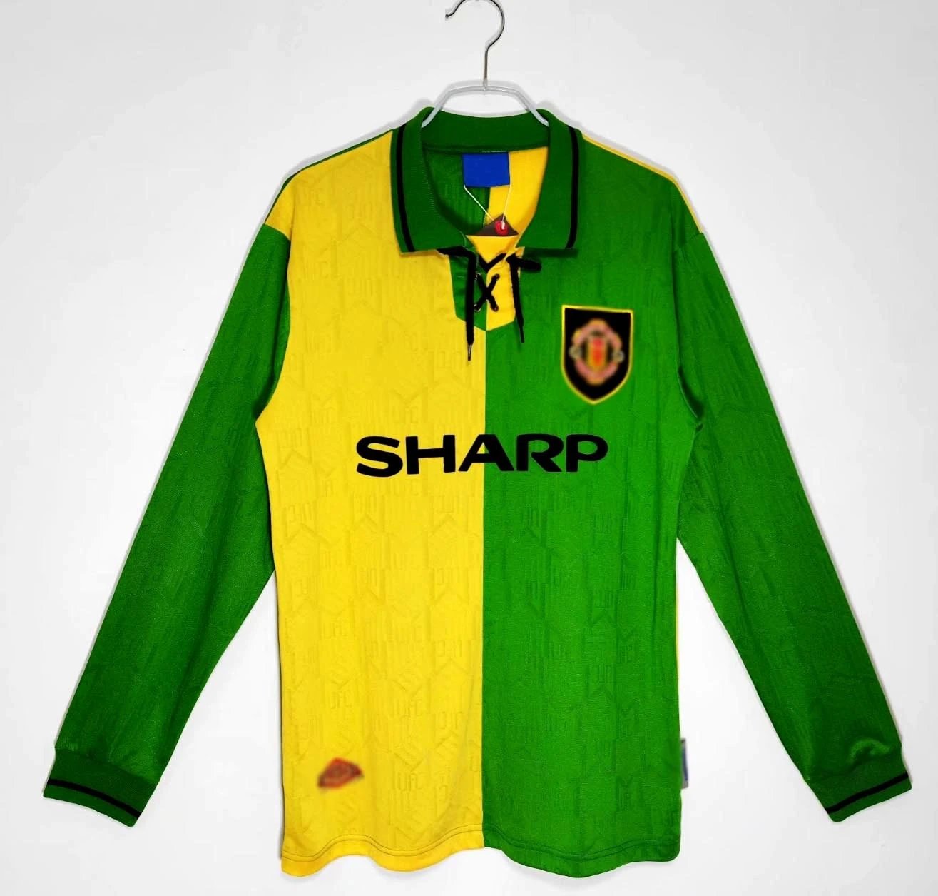 Adidas Football Jerseys AC Milan 2006/07 Home Jersey — Long sleeve; Manchester United away shirt from the 1992/93 season
