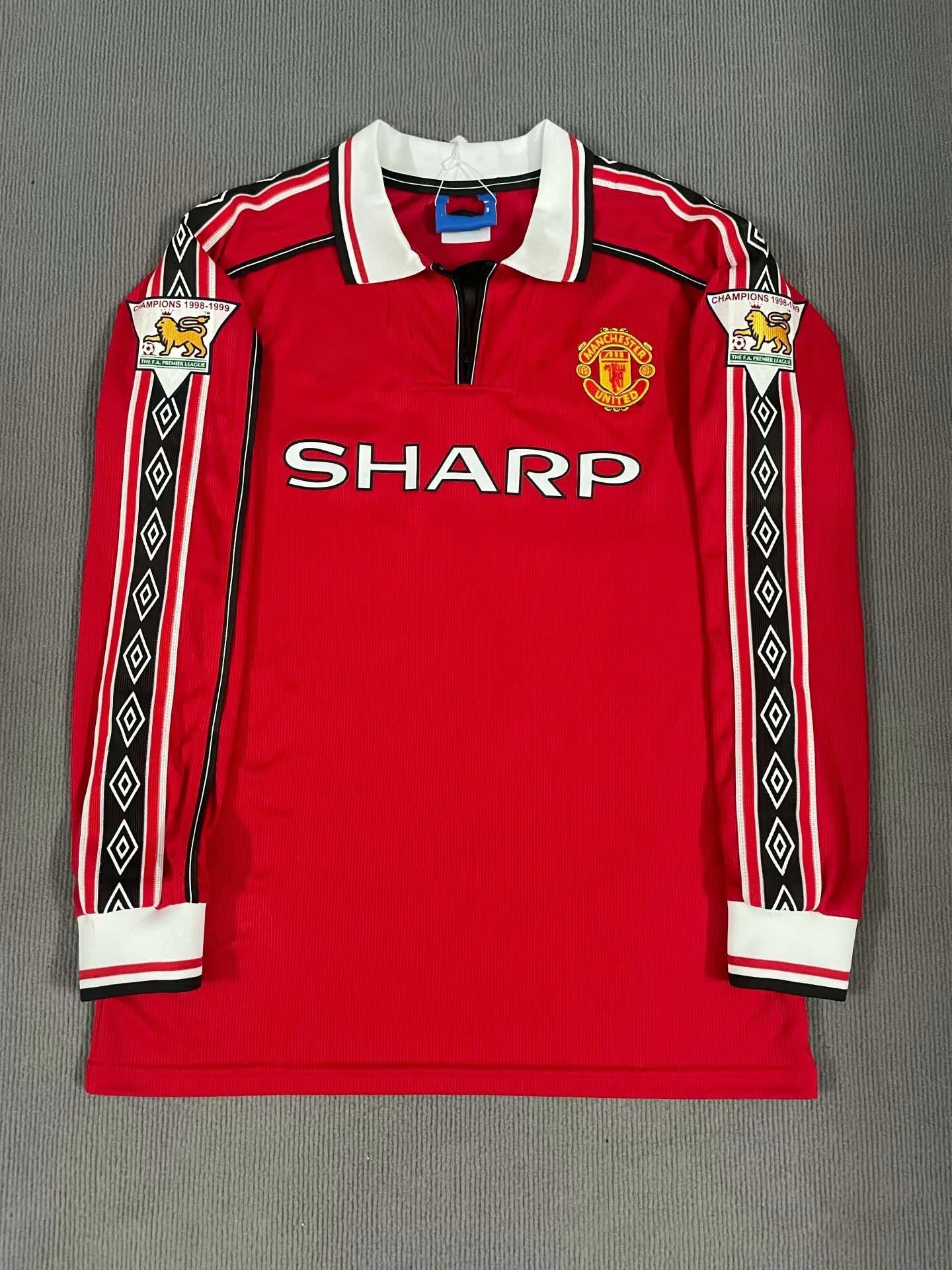 Adidas Football Jerseys AC Milan 2006/07 Home Jersey — Long sleeve; 98/99 Man U home armband