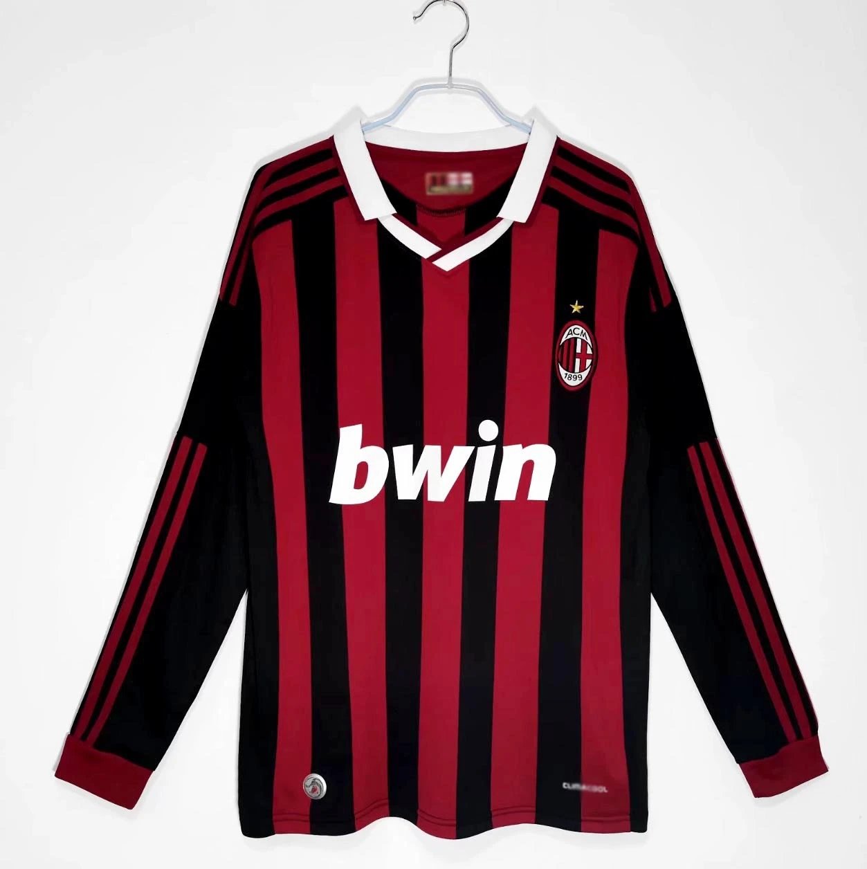 Adidas Football Jerseys AC Milan 2006/07 Home Jersey — Long sleeves; AC Milan’s 2009/10 home kit