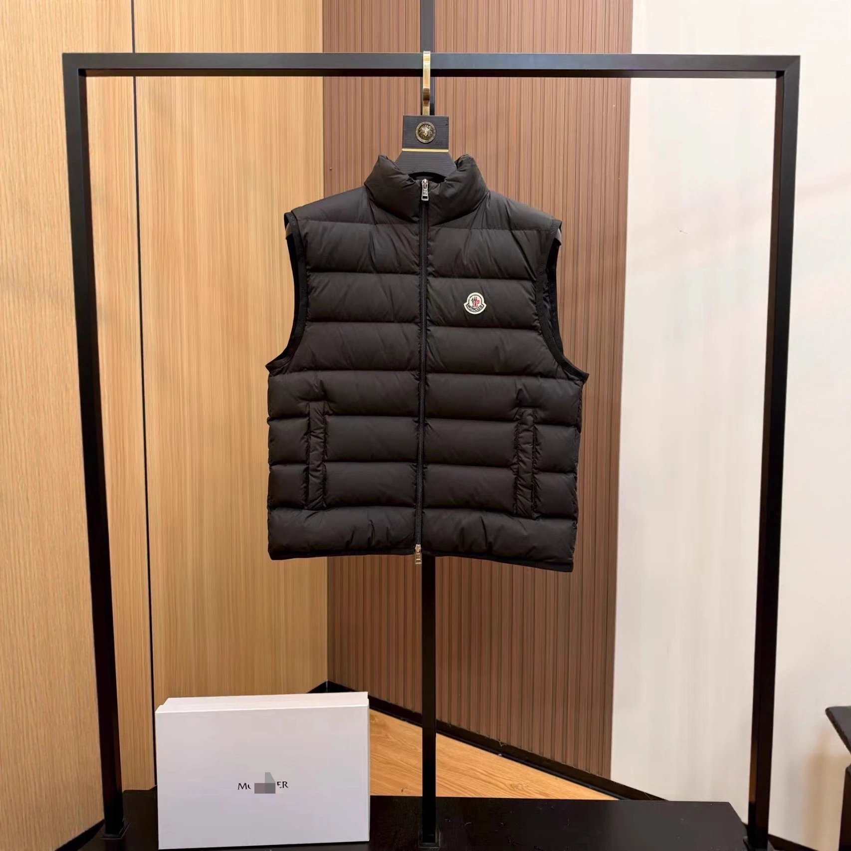 Down Vest Unisex Zip Stand Collar photo 2