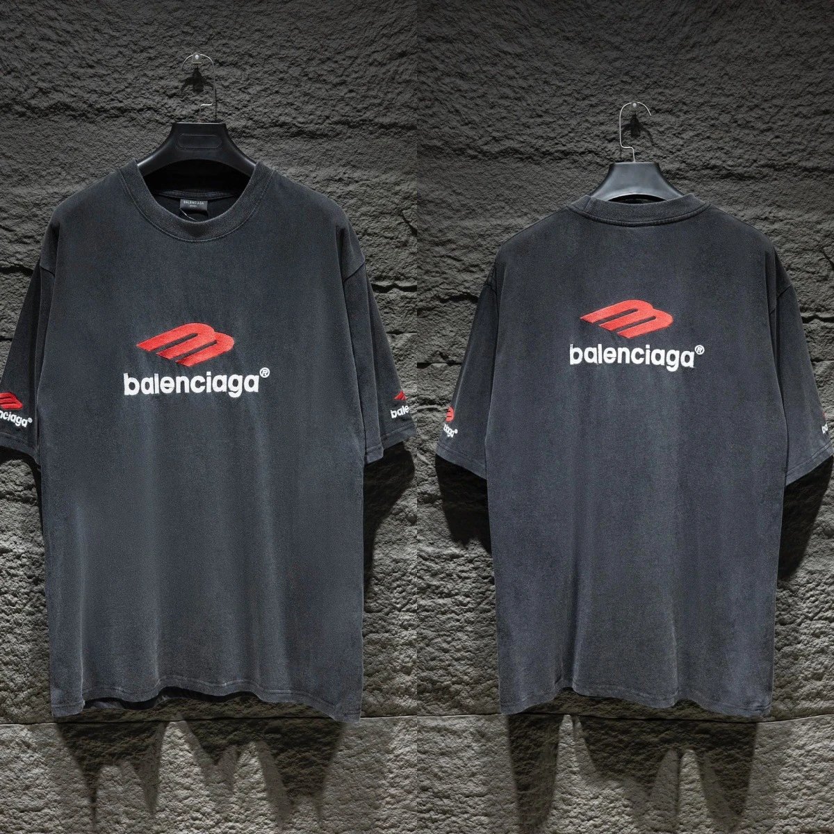 Embroidered Letter Crew Neck T-Shirt photo 6