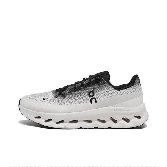 O. N.Cloud.tilt sports shoes