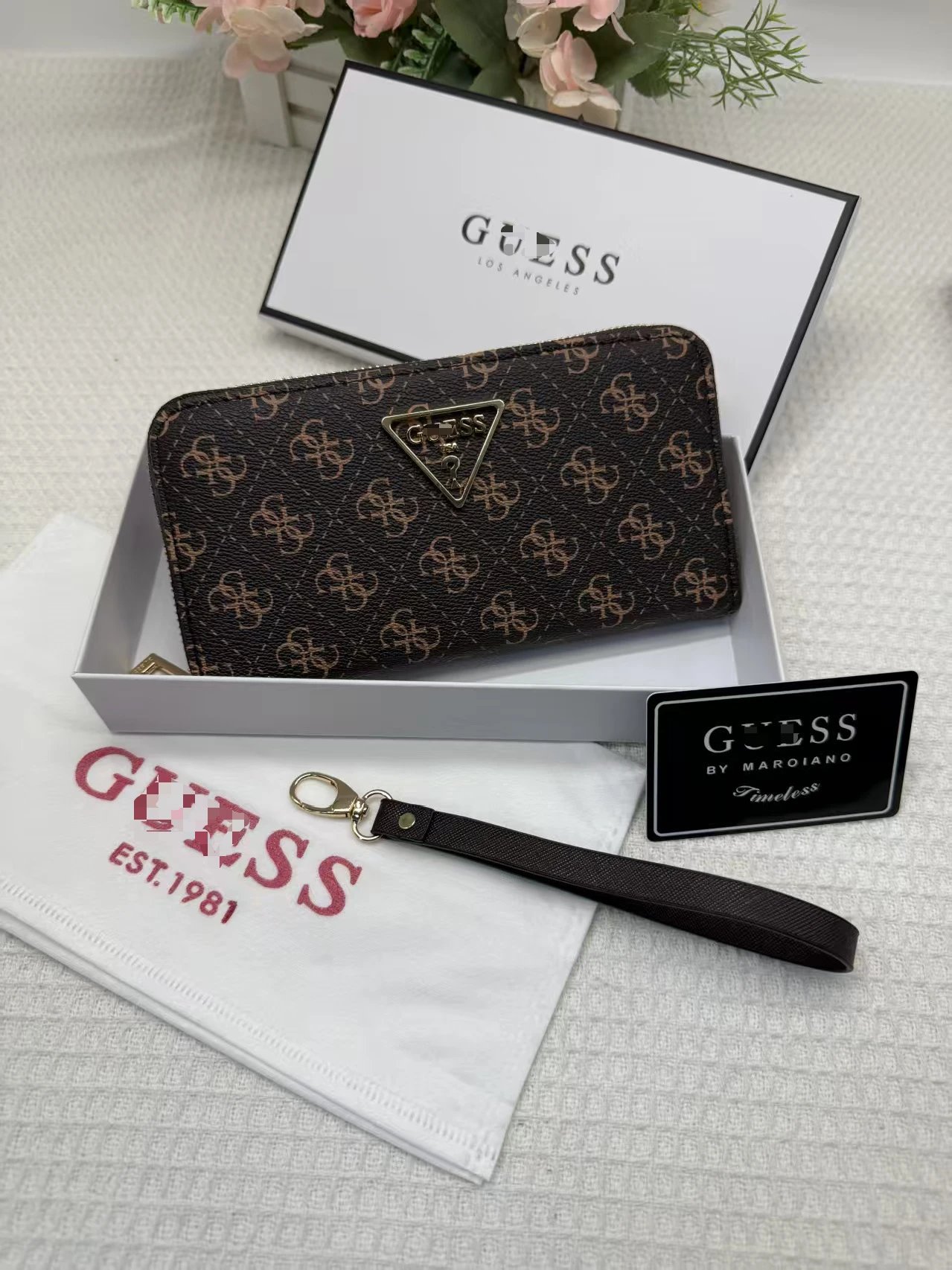 Design Guess Monogram Print Brown Long Wallet with Triangle Logo Long Wallet - 16