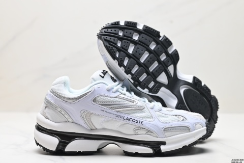 Lacoste Sneakers Mesh low-top — 04