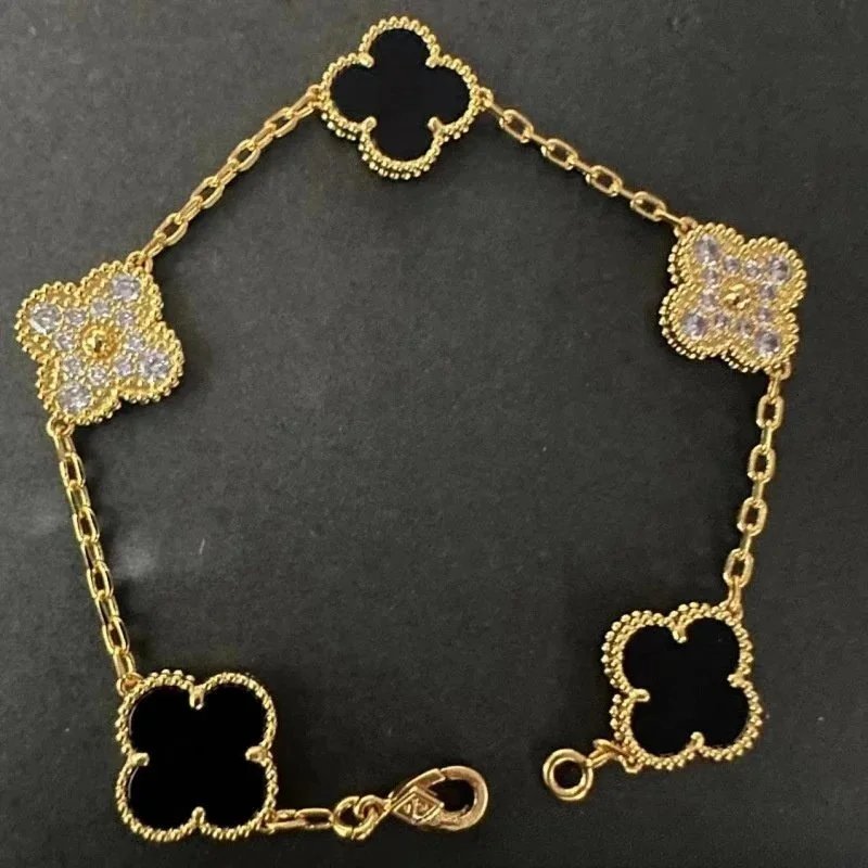 Unbranded Jewelry Five-Station Quatrefoil Chain Bracelet — BB-23