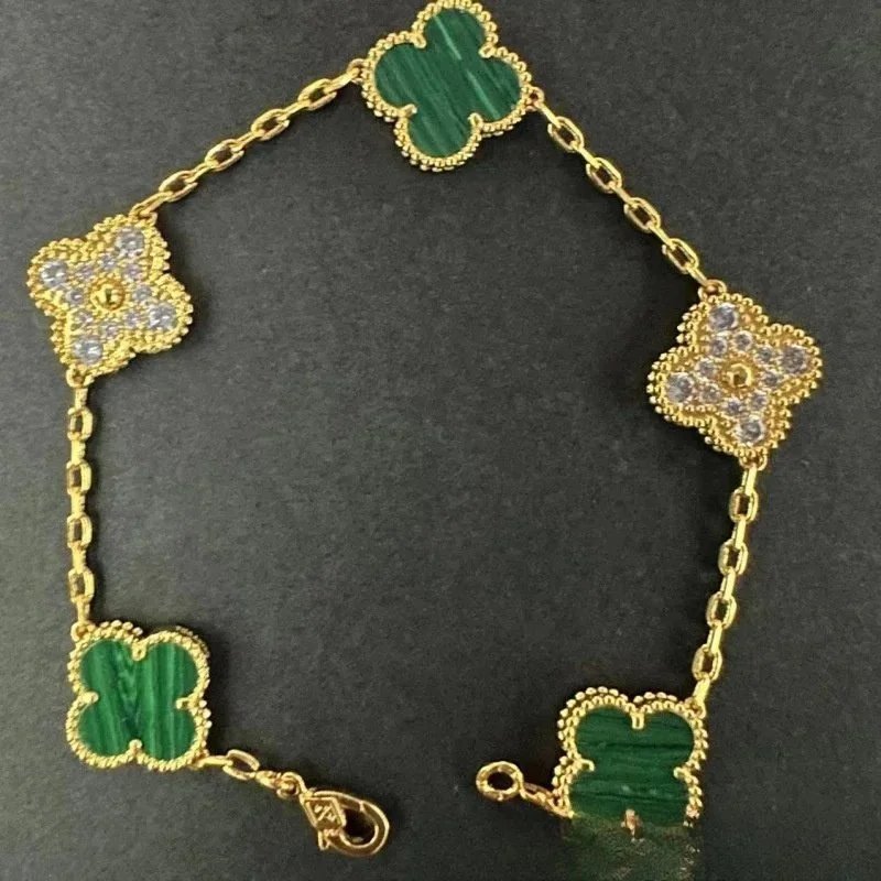 Unbranded Jewelry Five-Station Quatrefoil Chain Bracelet — BB-24
