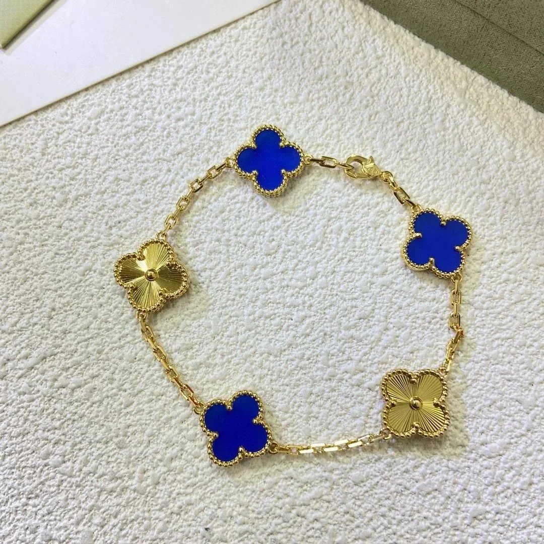 Unbranded Jewelry Five-Station Quatrefoil Chain Bracelet — BB-40