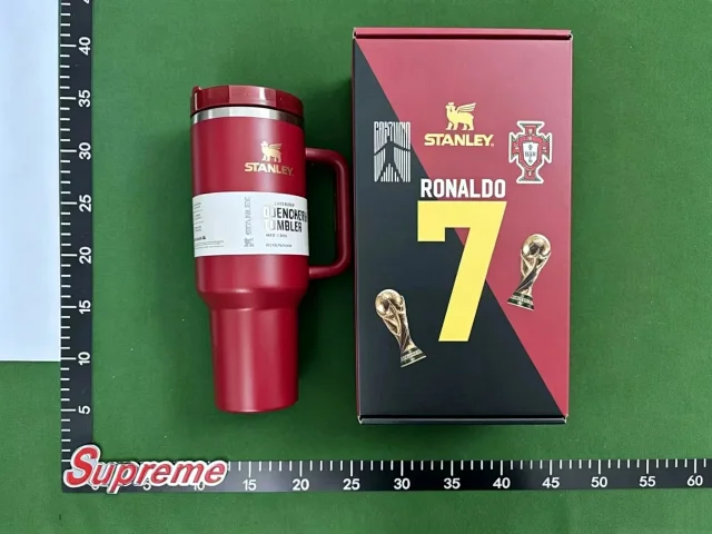 Stanley Uncategorized Quencher H2.0 40 oz Tumbler product detail image 4