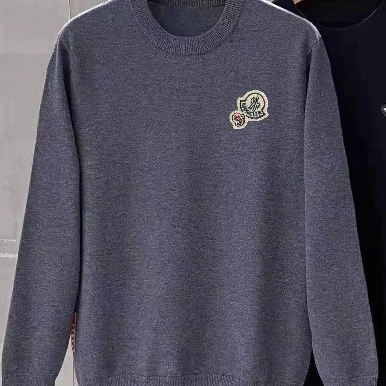 Moncler Knitwear Logo-Patch Crewneck Knit Sweater — 04-Dark Gray ((Double Standard))