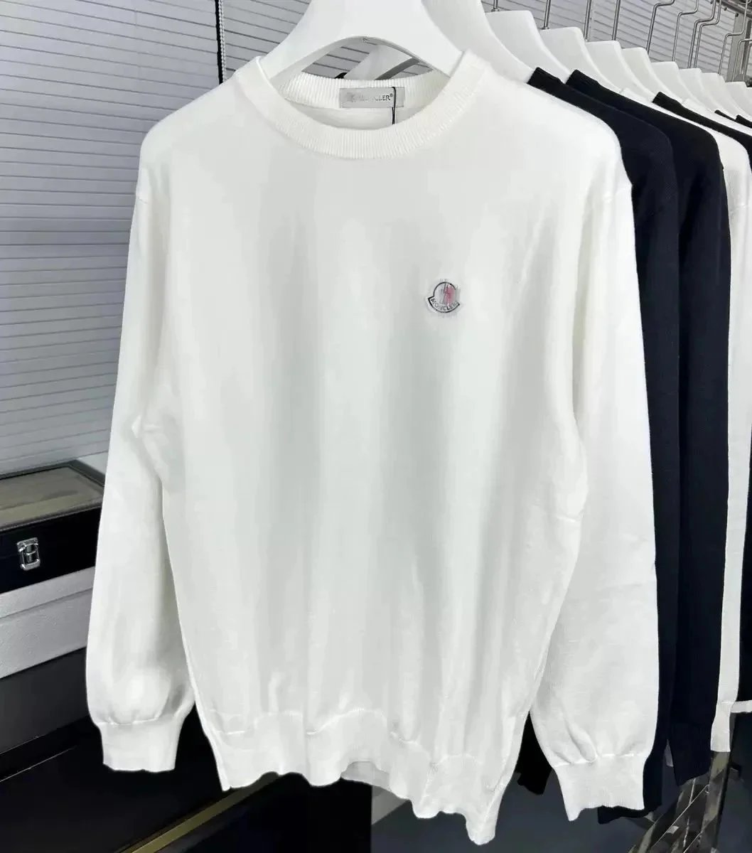 Moncler Knitwear Logo-Patch Crewneck Knit Sweater — 06-White