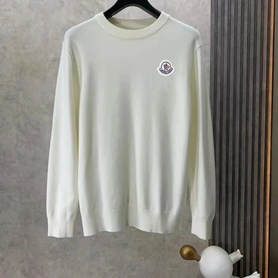 Moncler Knitwear Logo-Patch Crewneck Knit Sweater — 05-White