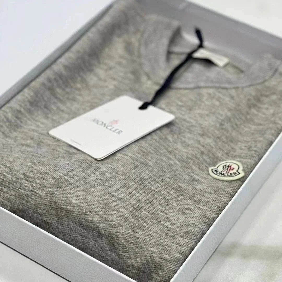 Moncler Knitwear Logo-Patch Crewneck Knit Sweater — High Quality-2