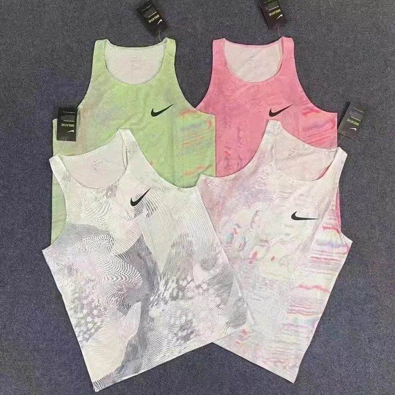 Nike Vests Printed athletic tank top image 2