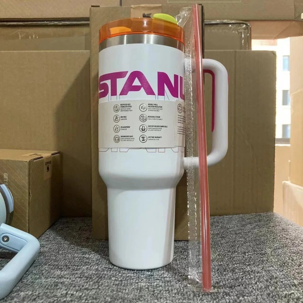 Stanley Uncategorized Quencher H2.0 40 oz Tumbler — 3D white (no gift box)