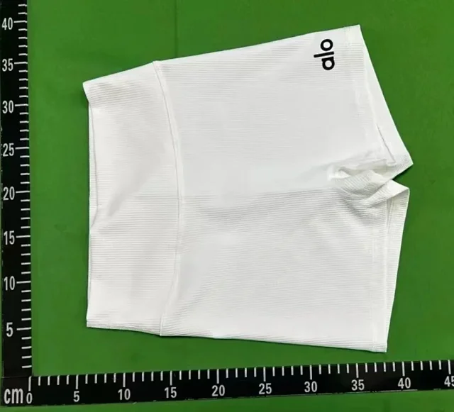 Alo Matching Sets Ribbed long-sleeve crop top and high-waisted shorts set product detail image 7
