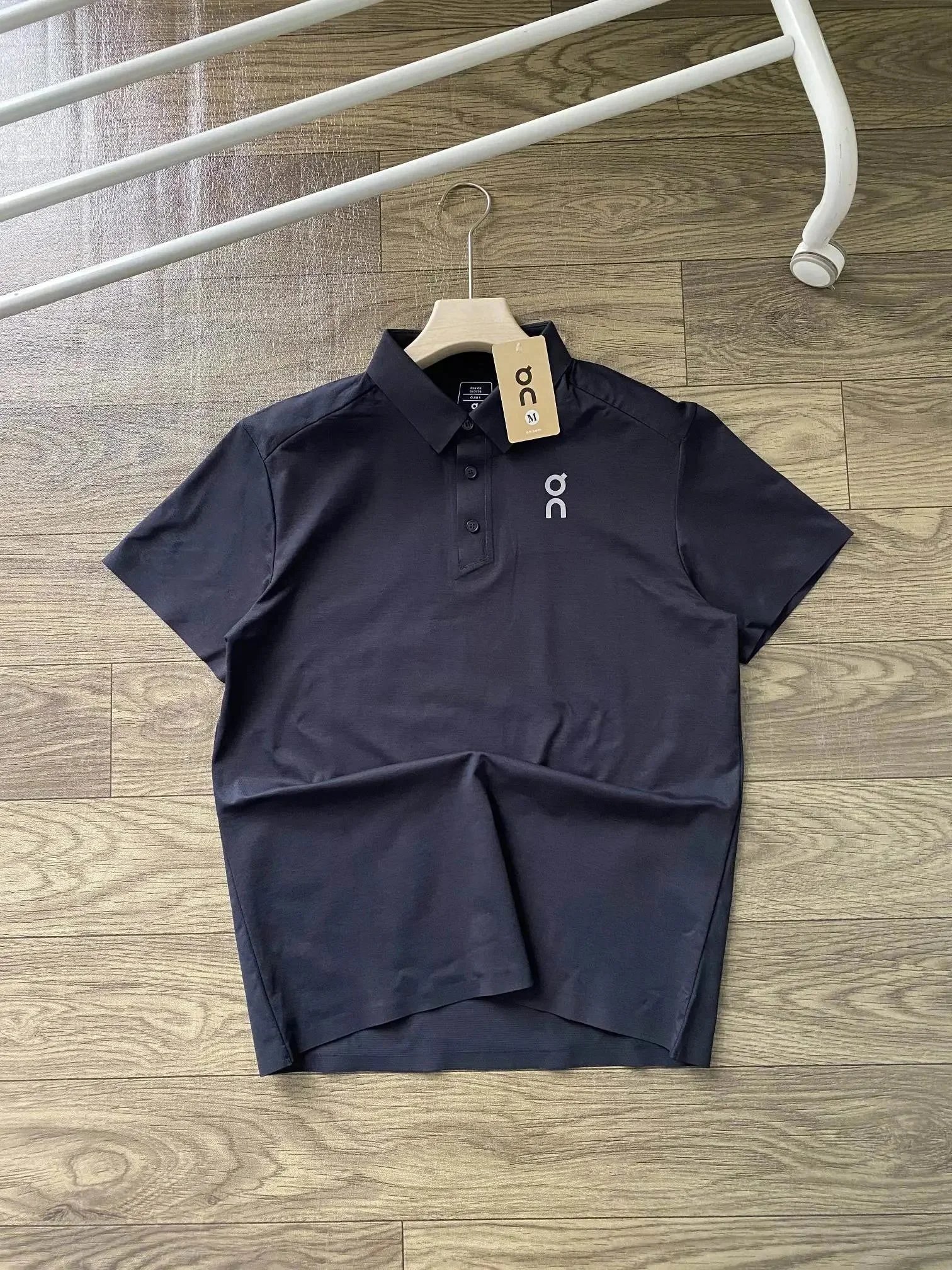 On T-Shirts Crew-Neck Performance T-Shirt with Ventilated Side Panels — 09