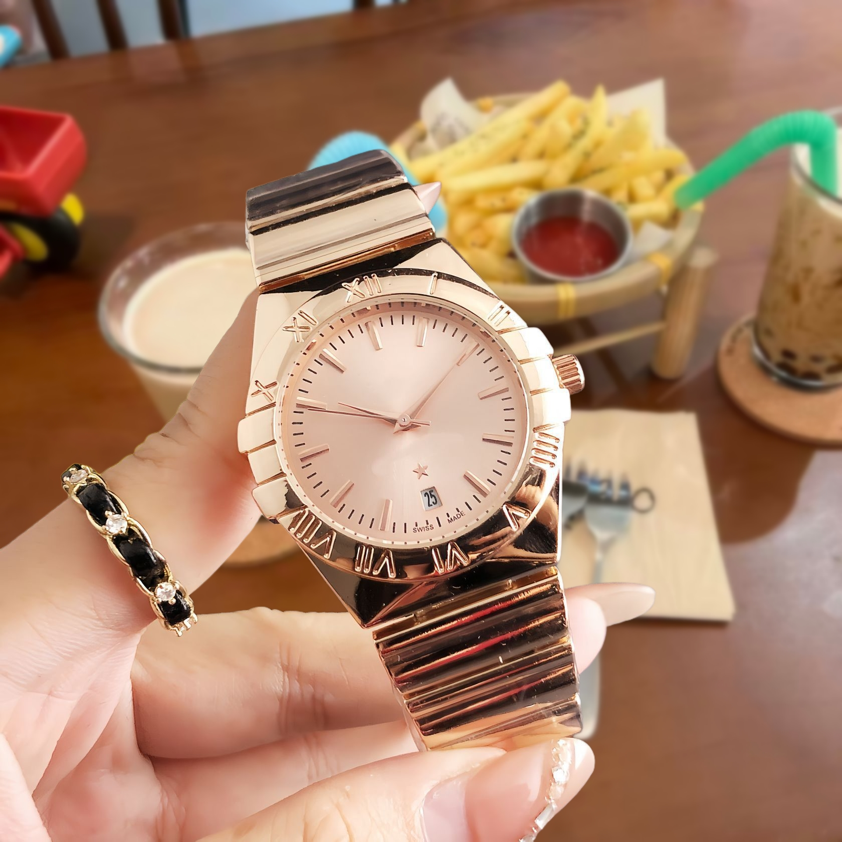 Unbranded Watches Analog Date-Display Wristwatch — 36
