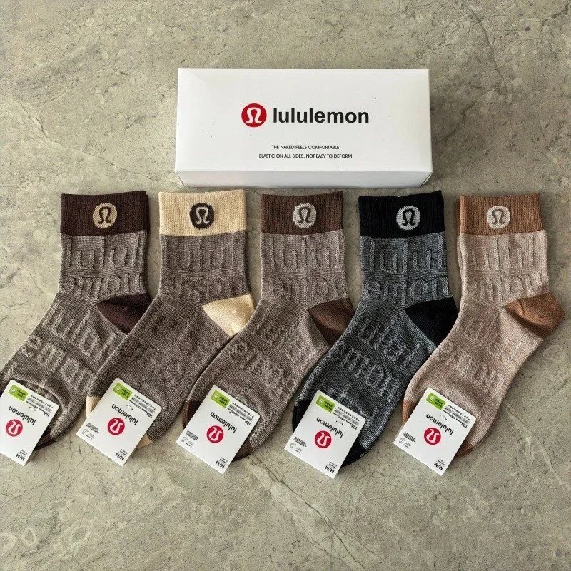 lululemon Socks Ribbed Crew — Ladies No. 7 (5 pairs)