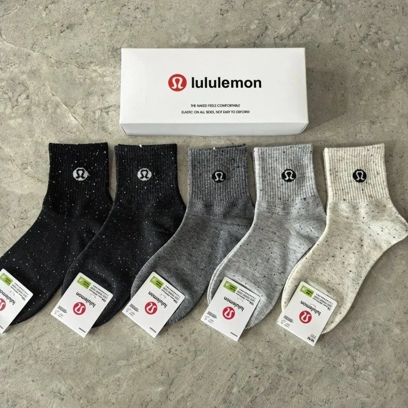 lululemon Socks Ribbed Crew — Ladies No. 9 (5 pairs)