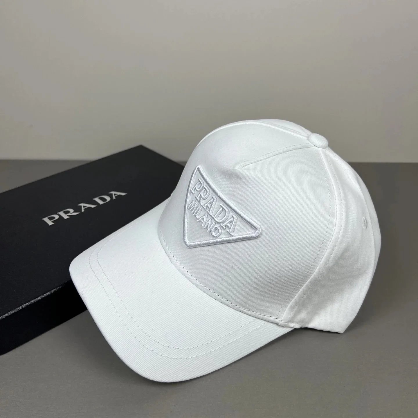 Prada Hats Triangle Plaque Baseball Cap — GZMZ-32