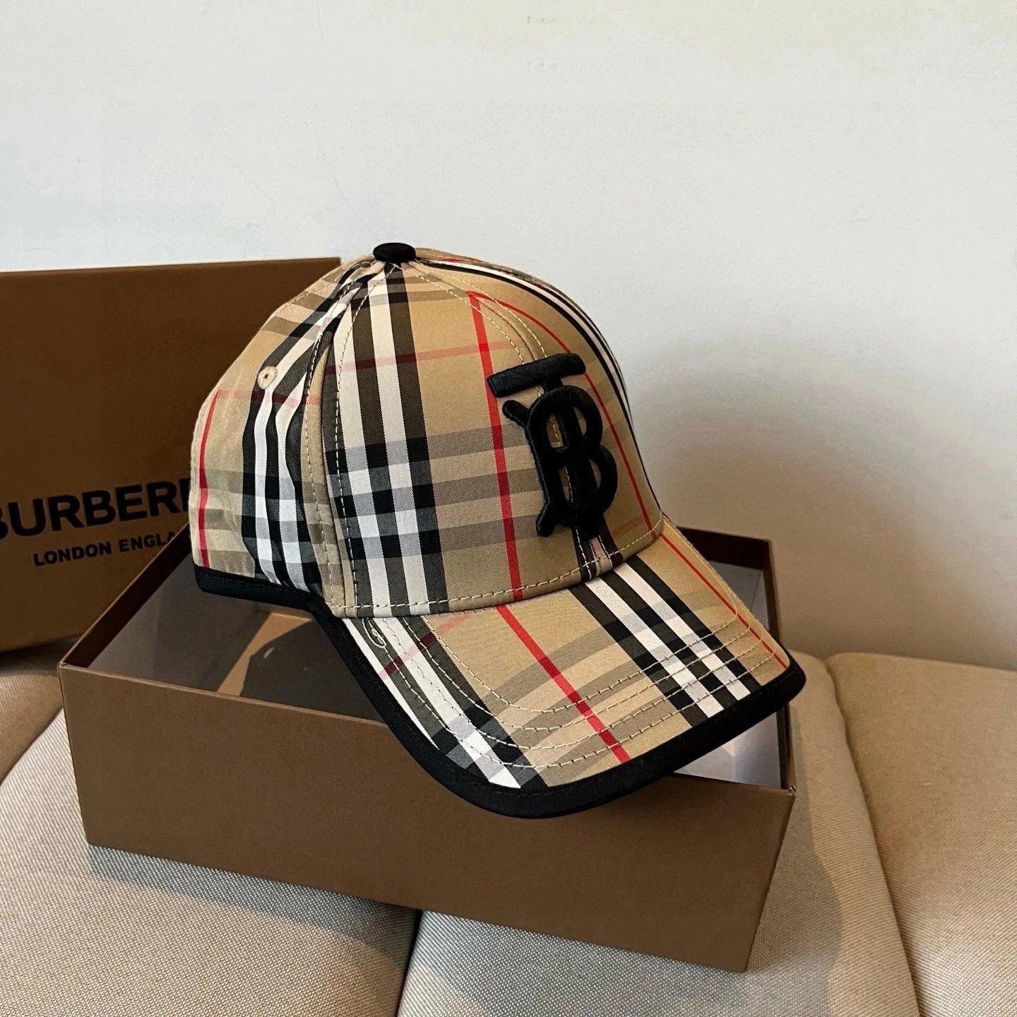 Burberry Hats Check Plaid Baseball Cap — GZMZ-08