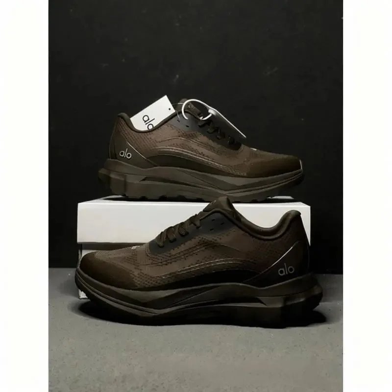 Alo Sneakers Mesh lace-up chunky sole — Dark brown