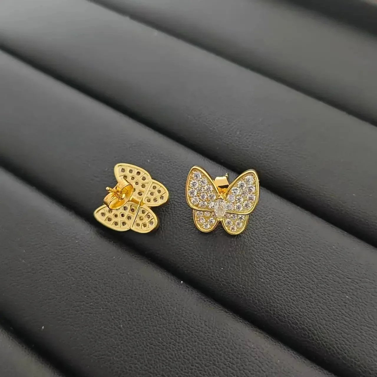 Unbranded Jewelry Floral Butterfly and Leaf Charm Necklace — Butterfly (gold) stud earrings
