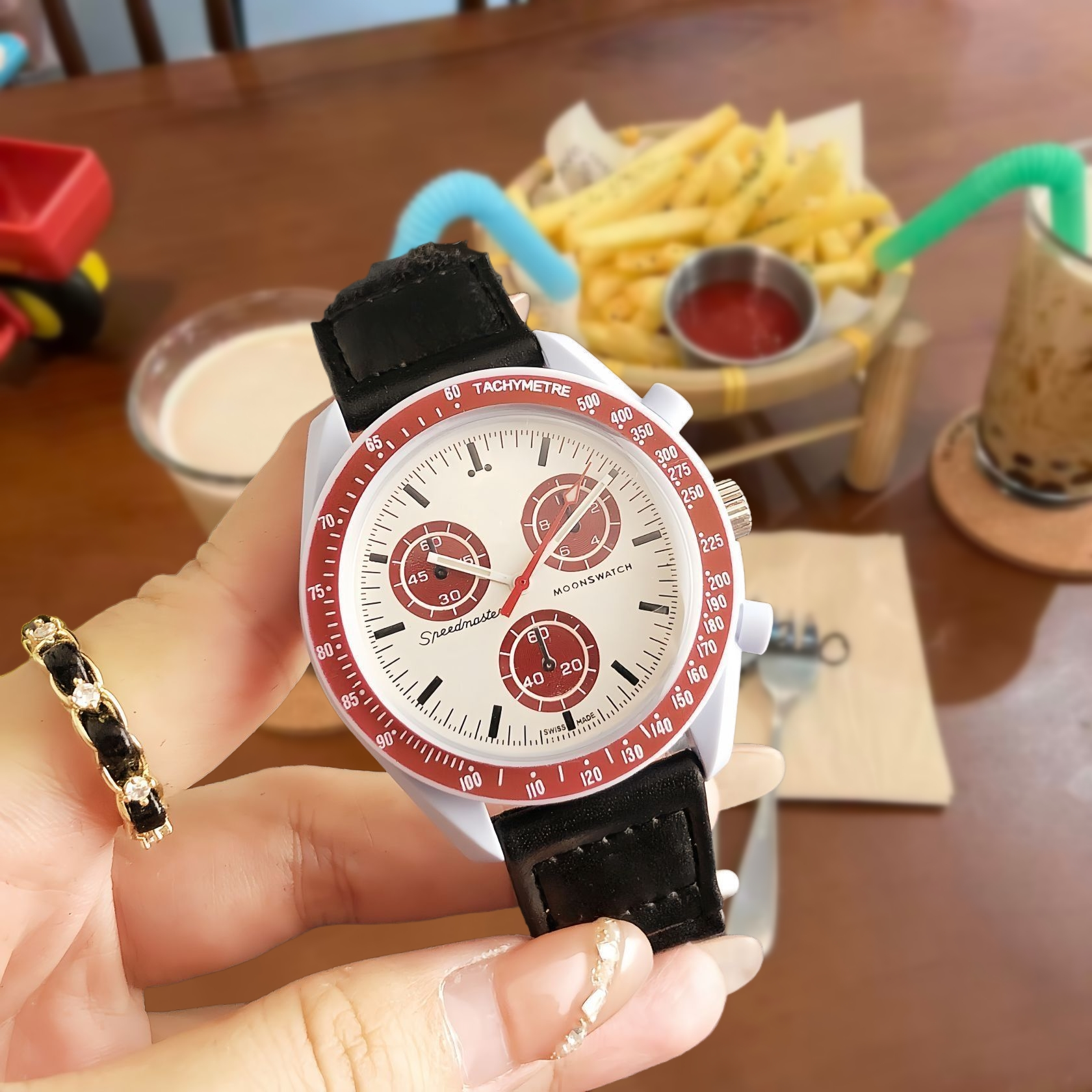 Unbranded Watches Analog Date-Display Wristwatch — 12