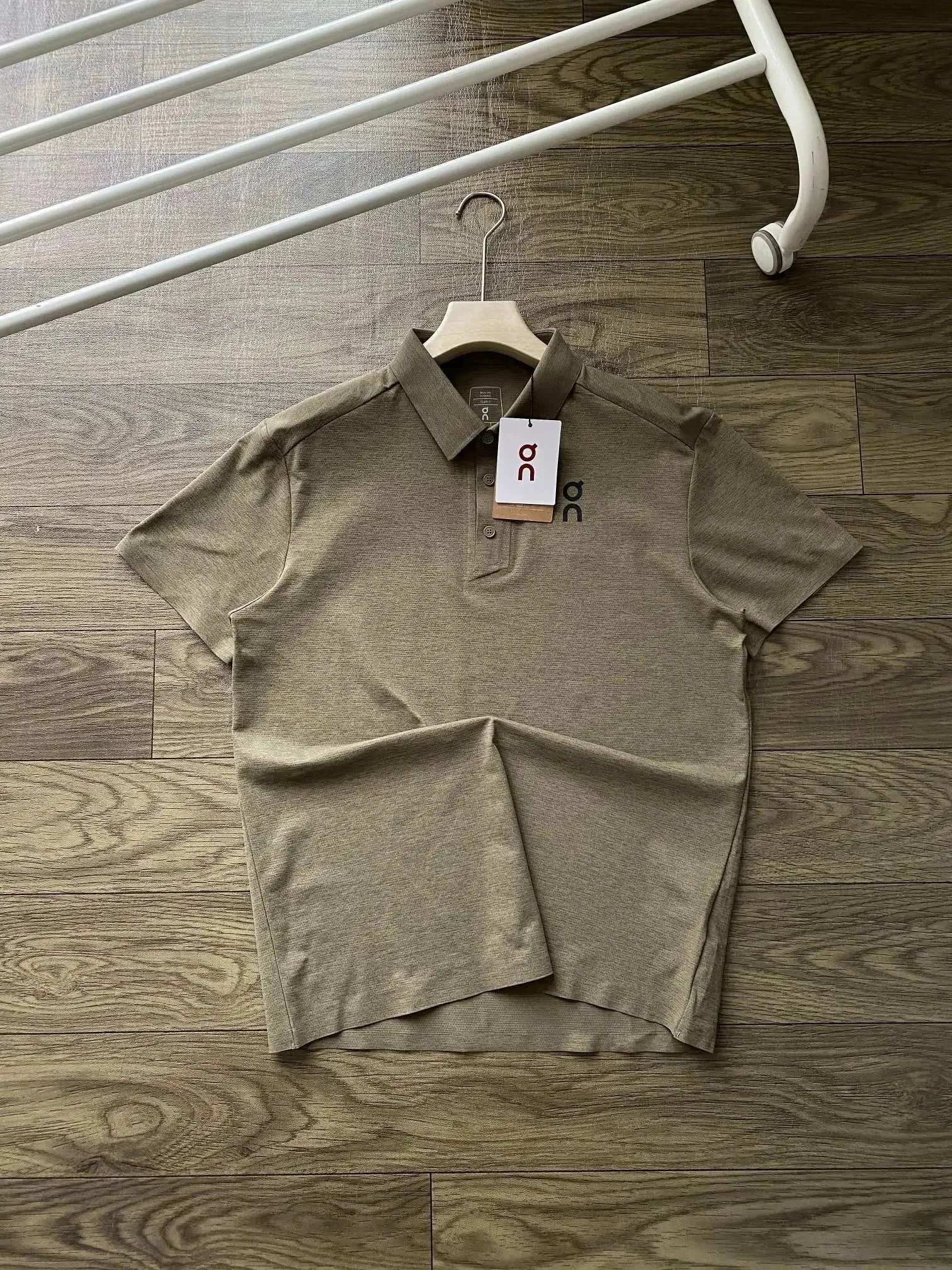 On T-Shirts Crew-Neck Performance T-Shirt with Ventilated Side Panels — 08