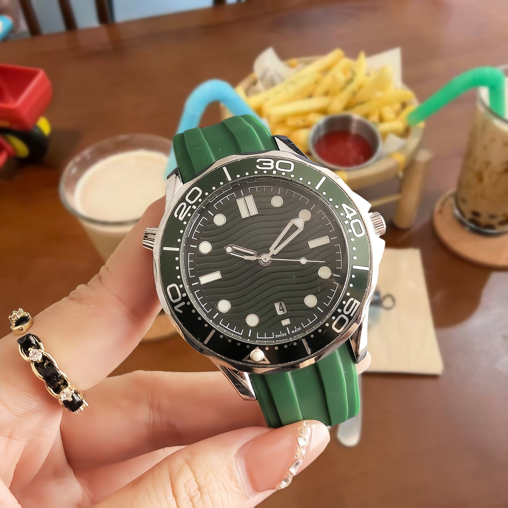 Unbranded Watches Analog Date-Display Wristwatch — 29
